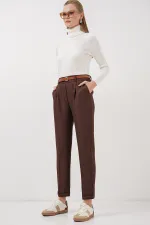 6686 Women's Pleated Belted Fabric Trousers - Brown