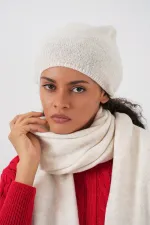 Écharpe et bonnet tricotés pour femme 15939 - Écru