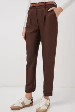 6686 Women's Pleated Belted Fabric Trousers - Brown