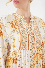 2423 Otantik Desenli Hardal Elbise