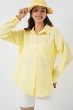 Chemise oversize en lin à poche unique 20153 - Jaune clair Chemise oversize en lin à poche unique 20153 - Jaune clair