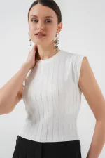 Women's Zero Sleeve Stoned Blouse 931 - White