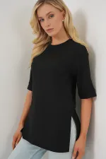 4332 Yanı Yırtmaçlı Örme Tişört - Siyah