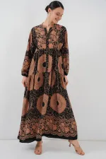 Robe hijab à motifs authentiques 2423 - Noir - Beige