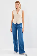 6796 Short Woven Vest - Cream