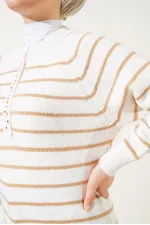 15808 Düğmeli Kazak - Bisküvi