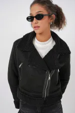 Veste croisée en similicuir et fausse fourrure 5155 - Noire