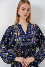 Kadın Desenli Uzun Tesettür Elbise 2585 - P. Lacivert