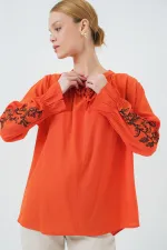 Kadın Nakışlı Örme Bluz 941 - Turuncu