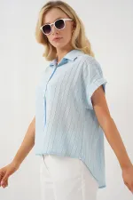 Chemise rayée à manches courtes pour femme 20327 - Bleue