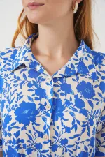 Robe à manches courtes à motifs pour femme 2560 - Saks