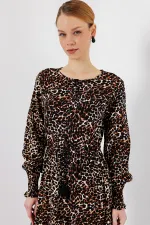 2145 Desenli Tesettür Elbise - C. Kahverengi