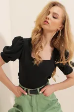 0409 Square Collar Knitted Blouse - Black 0409 Square Collar Knitted Blouse - Black