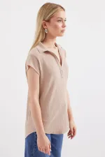 20123 Polo Collar Knitted Blouse - Beige 20123 Polo Collar Knitted Blouse - Beige