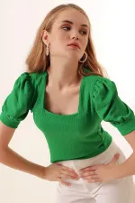 Chemisier tricoté à col carré 0409 - Vert