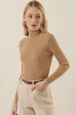 Pull à col roulé côtelé beige 15796