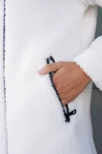 9132 Kapüşonlu Peluş Kaban - Krem