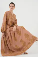 Robe hijab à motif vison et or 2423