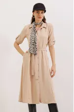 Robe-chemise beige ceinturée pour femme 2442
