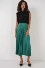 Jupe plissée aspect cuir 8009 - Verte