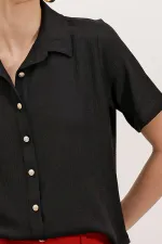 Chemise tricotée à boutons dorés 20181 - Noire