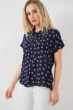 Chemise à manches courtes à motifs pour femme 20310 - Bleu marine