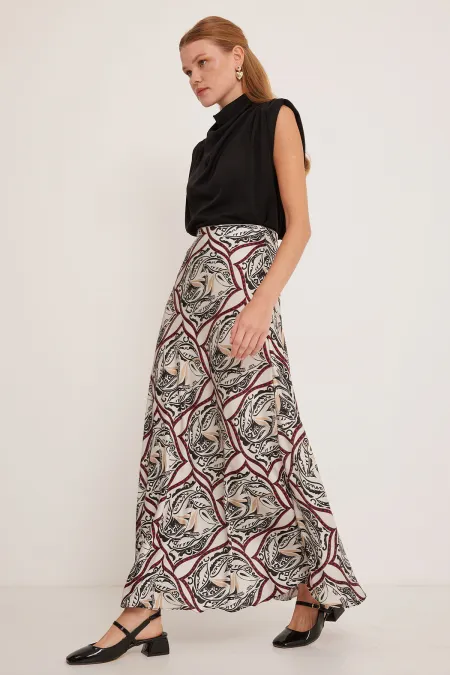 Kadın Siyah Bej Desenli Saten Etek 15877