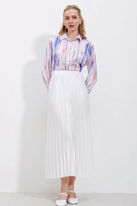 8009 Deri Görünümlü Piliseli Etek - Beyaz