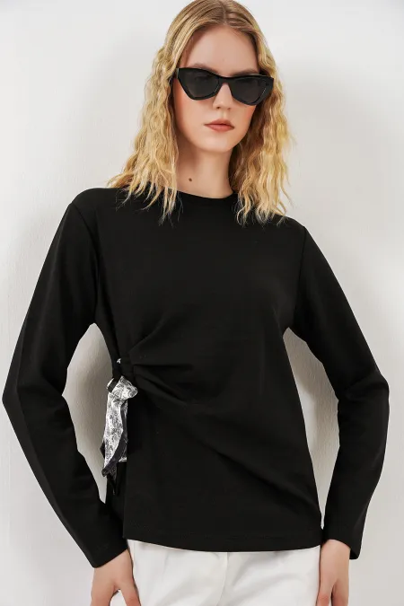 Kadın Fular Detaylu Uzun Kol Bluz 40000 - Siyah