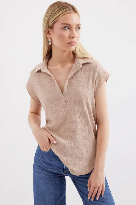 20123 Polo Collar Knitted Blouse - Beige 20123 Polo Collar Knitted Blouse - Beige
