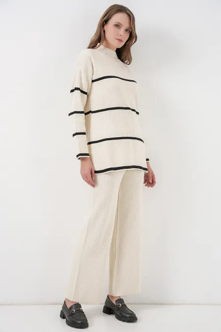 Ensemble deux pièces en maille rayée oversize pour femme 15959 - Écru