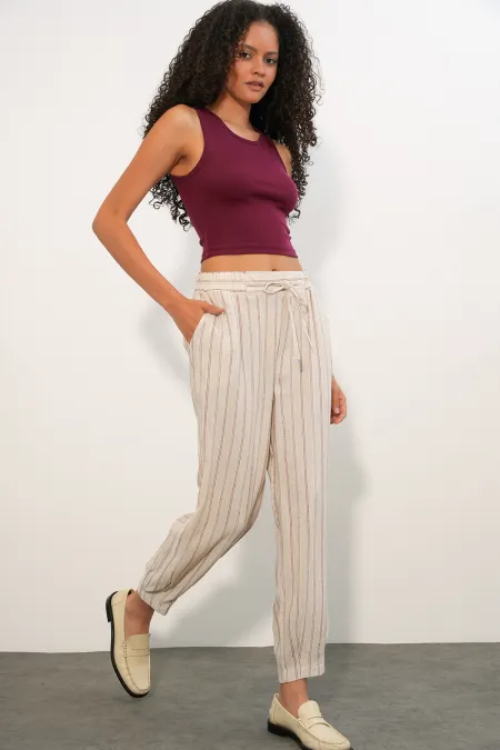Pantalon rayé en lin pour femme 30102 - Fuchsia
