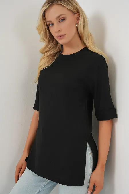 T-shirt tricoté à fente latérale 4332 - Noir