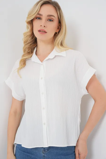 Chemise rayée à manches courtes pour femme 20324 - Blanche