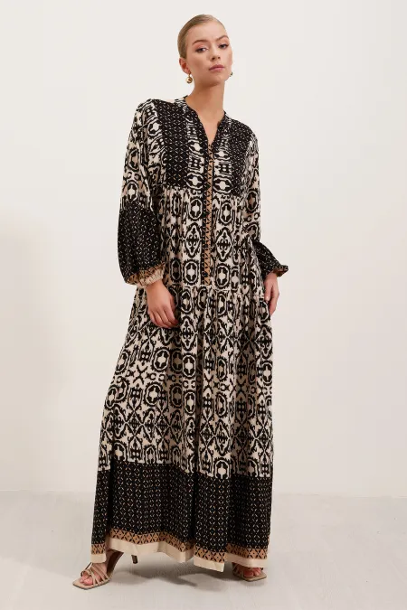Women's Black and Beige Patterned Viscose Hijab Dress 2423