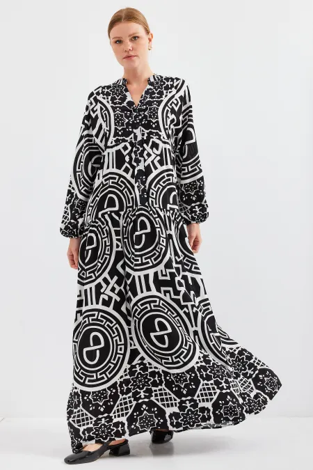 Women's Patterned Black and White Viscose Hijab Dress 2423