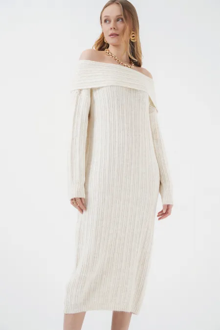 Robe oversize en maille à col Madonna 15920 - Écru