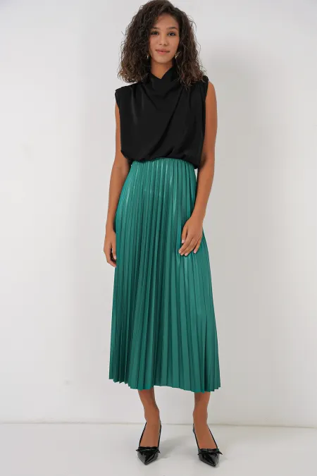 Jupe plissée aspect cuir 8009 - Verte