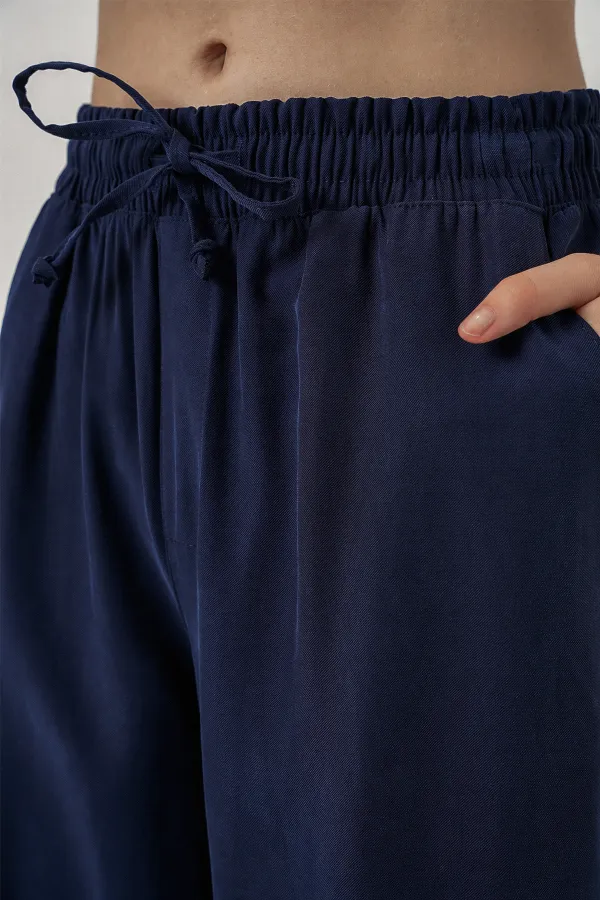 Kadın Yüksek Bel Geniş Paça Pantolon 30097 - Lacivert Kadın Yüksek Bel Geniş Paça Pantolon 30097 - Lacivert