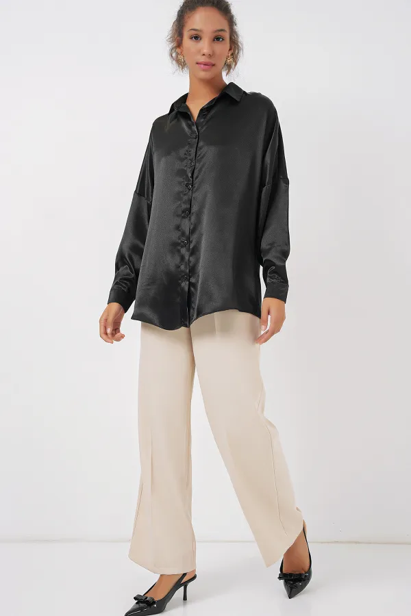 Chemise oversize en satin noir 3985