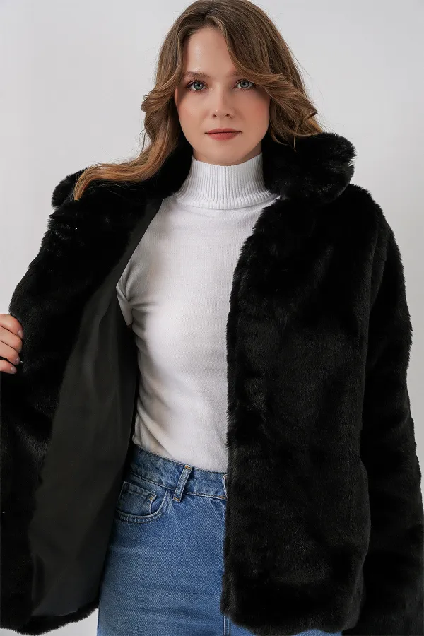 Manteau en fausse fourrure pour femme 5234 - Noir