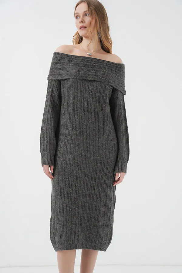 Robe en maille oversize à col Madonna 15920 - Anthracite