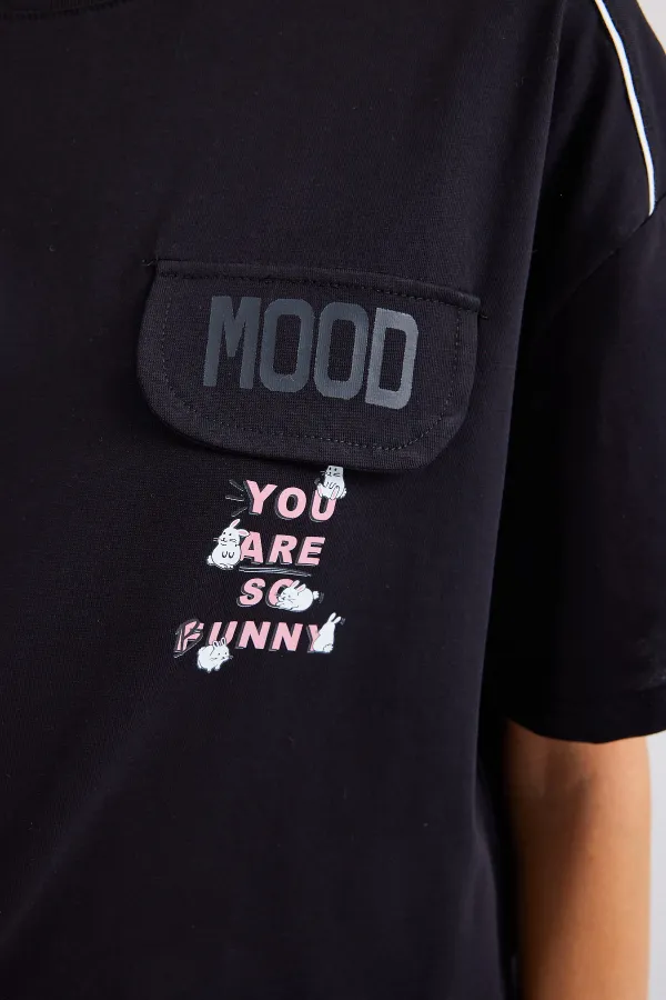 4321 Oversize T-Shirt with Pocket Detail - Black