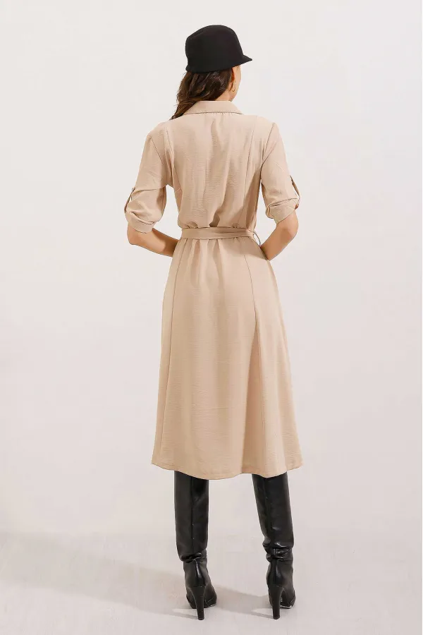 Robe-chemise beige ceinturée pour femme 2442