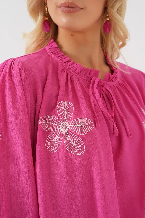 Women's Long Sleeve Embroidered Knitted Blouse 951 - Pink