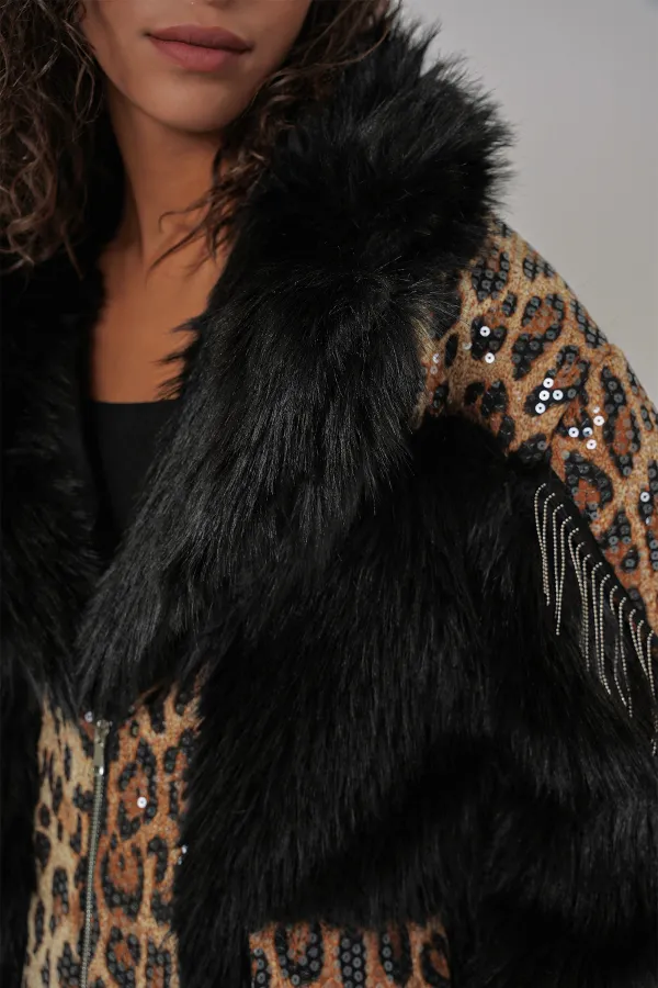 Manteau en fourrure pelucheuse 5209 - Noir