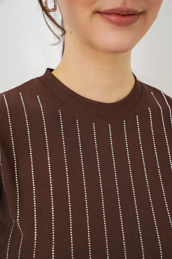 Women's Sleeveless Embellished Blouse 931 - Brown