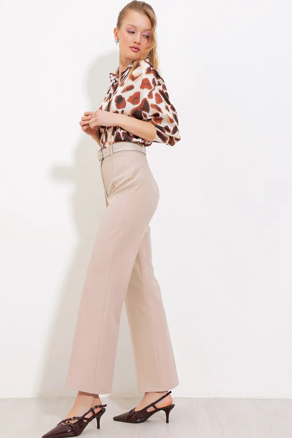 Women's Beige High Waist Fabric Trousers 6584 Women's Beige High Waist Fabric Trousers 6584