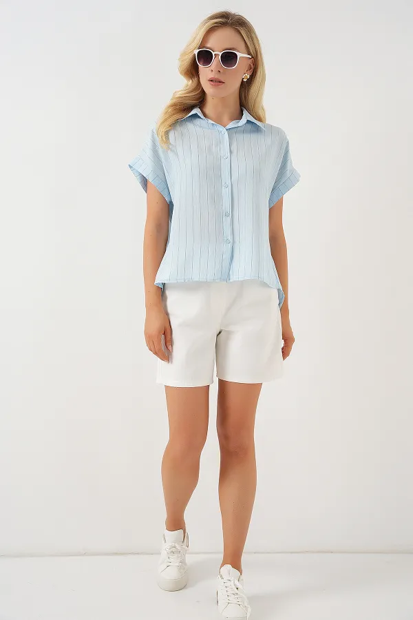 Chemise rayée à manches courtes pour femme 20327 - Bleue