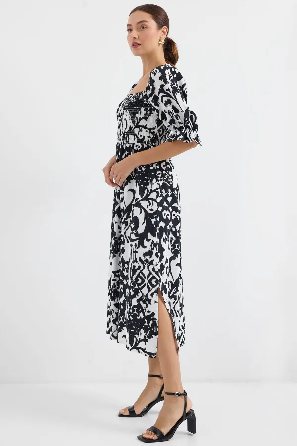 2512 Patterned Slit Dress - Black